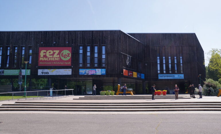 Centrum FEZ 01