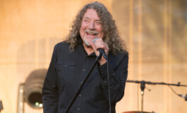 Robert Plant zaśpiewał „Stairway To Heaven” po raz pierwszy od 16 lat
