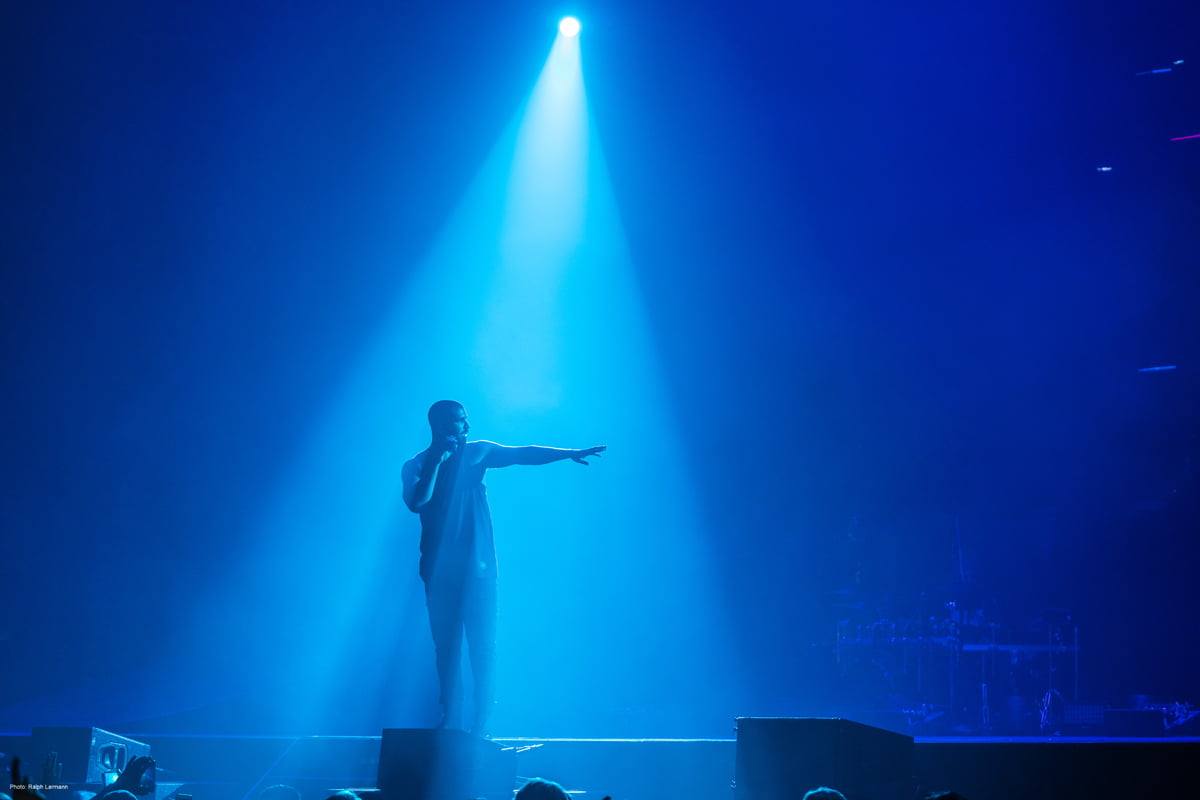 Drake i Sennheiser Digital 9000 (fot. Ralph Larmann)