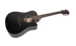 LAG Tramontane GLAT222DCE-G – test gitary akustyczno-elektrycznej
