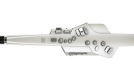 Aerophone AE-10 – cyfrowy instrument dęty marki Roland