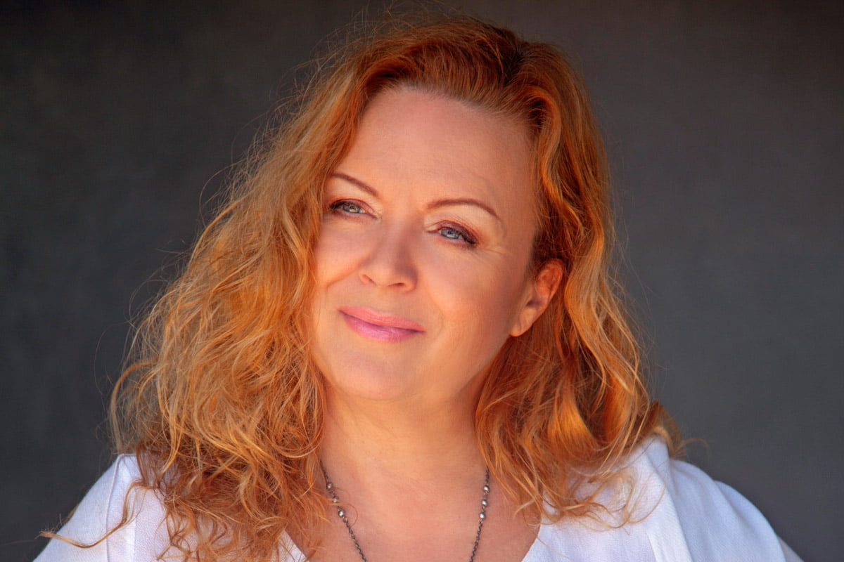 Hanna Banaszak „Stoję na tobie ziemio"
