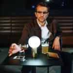 Tomasz Kot w teledysku „Kłamiesz” duetu Martin Lange (fot. Katarzyna Łukasiewicz)