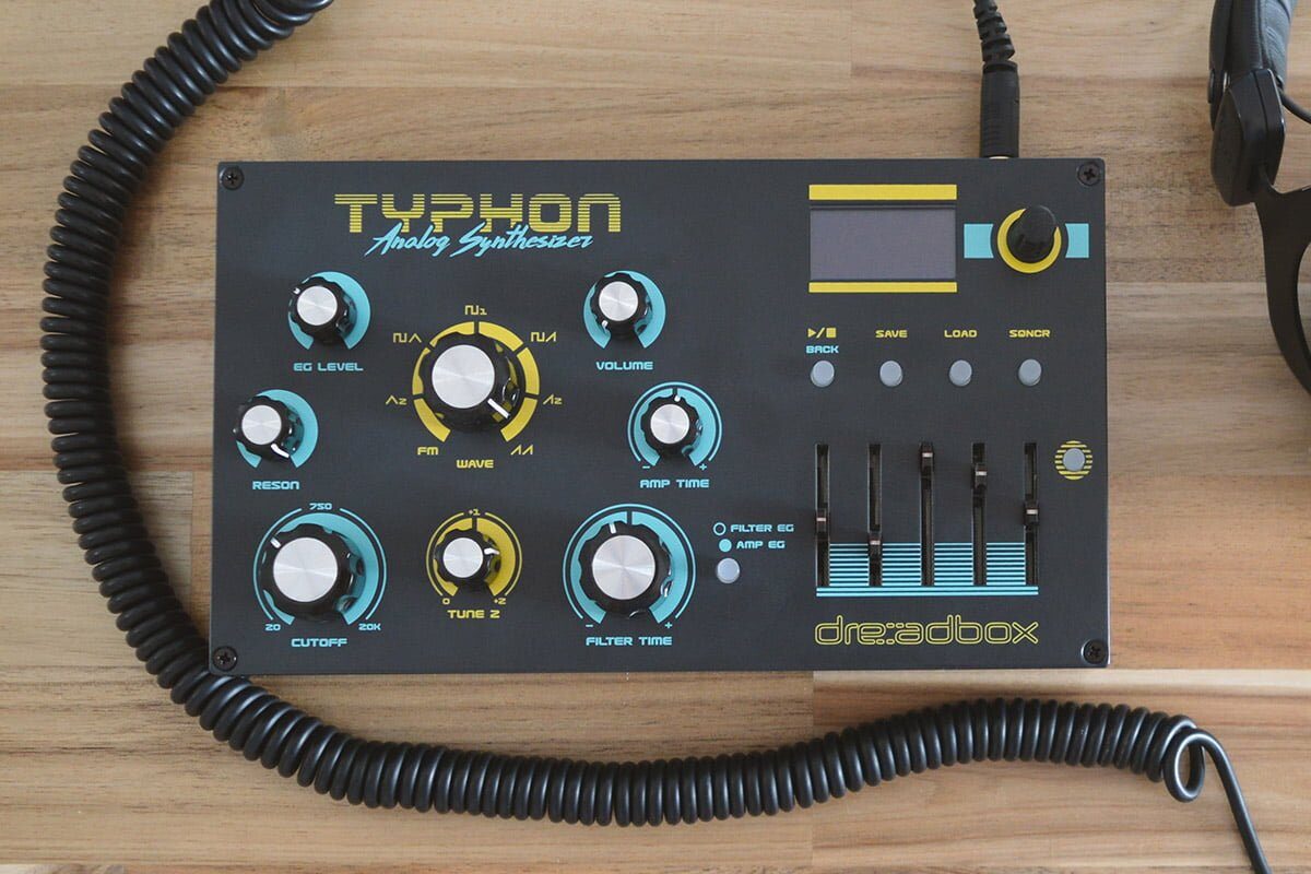Syntezator Dreadbox Typhon z nowymi możliwościami