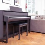 Yamaha Clavinova CLP-700
