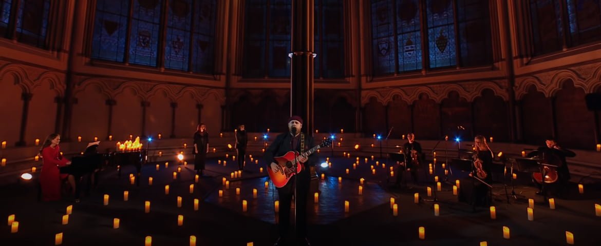 Księżna Cambridge i Tom Walker „For Those Who Can't Be Here” (fot. YouTube / Tom Walker)