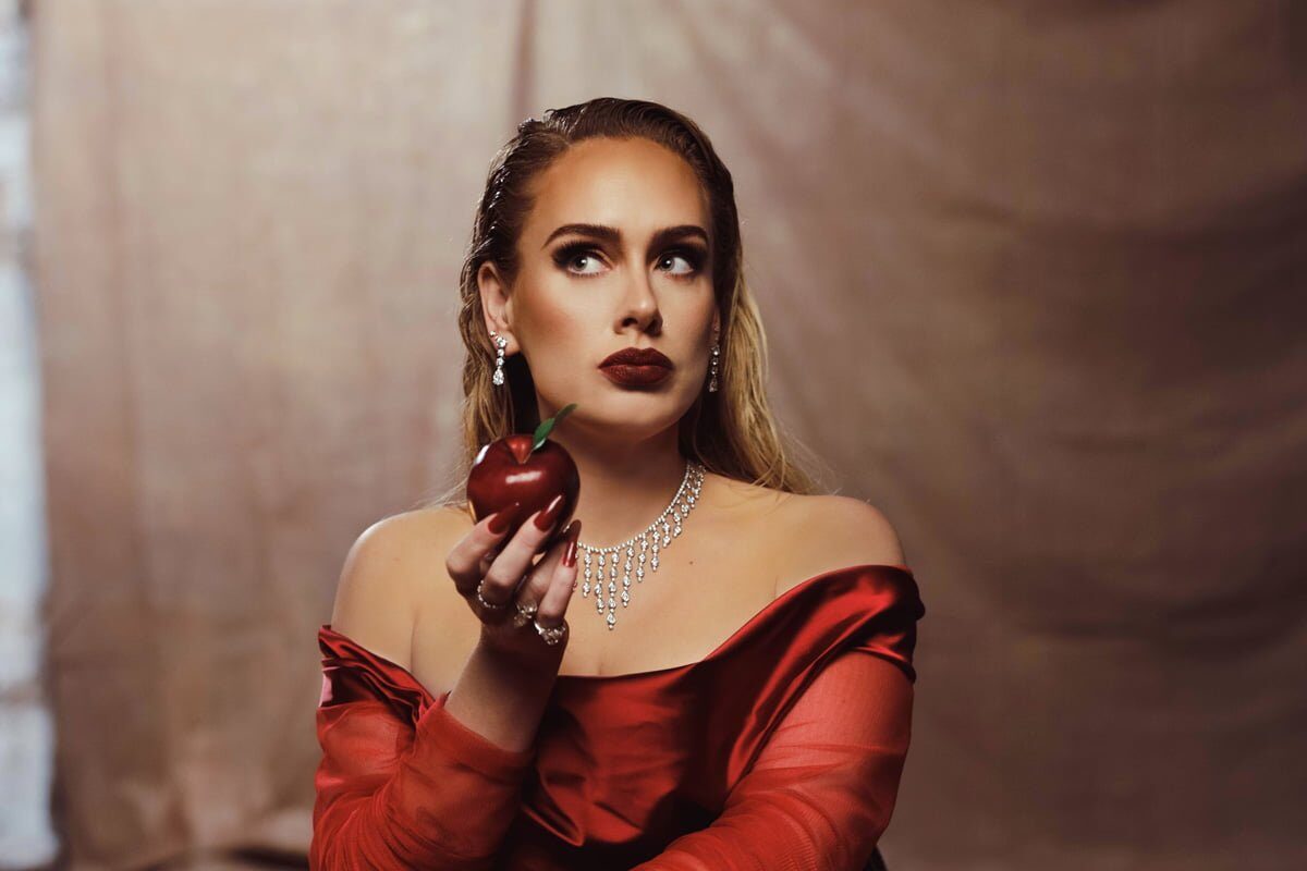 Adele triumfuje na BRIT Awards 2022