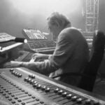Klaus Schulze podczas koncertu; fot. Dr. Space (CC BY-NC 2.0)