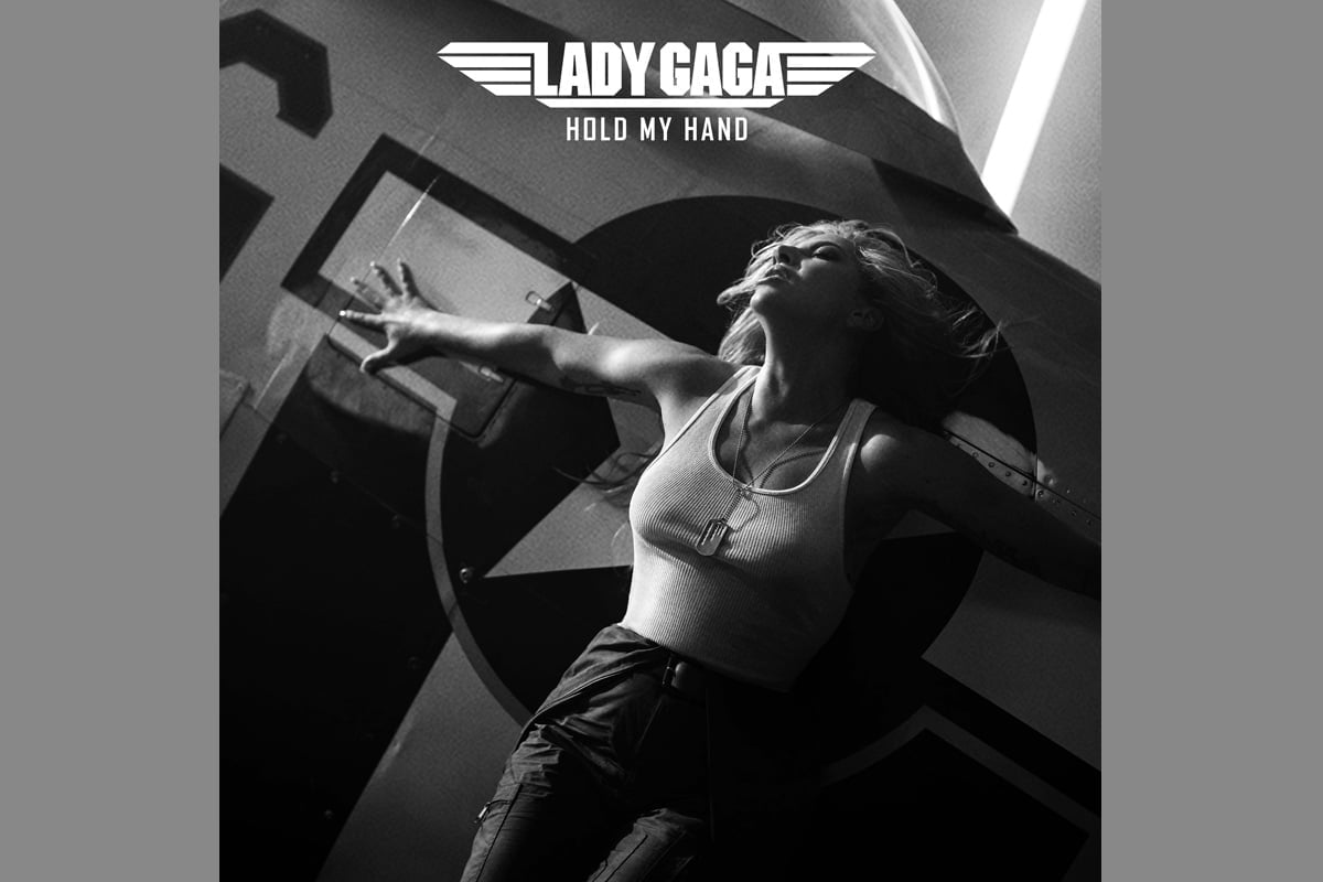Lady Gaga „Hold My Hand” (fot. Universal Music)
