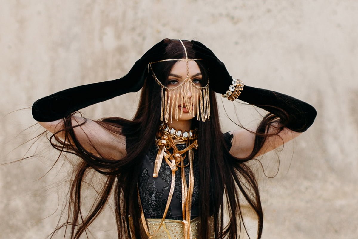 Viki Gabor „Could Be Mad” (fot. dagsoon / Sony Music Poland)
