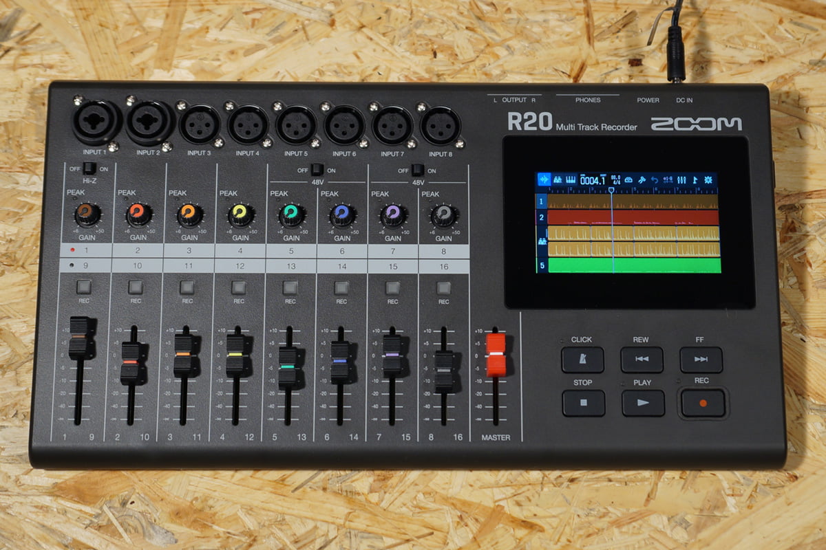 Zoom R20