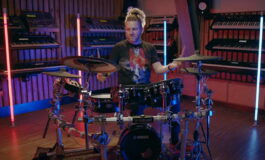 Paweł Dobrowolski gra „African Sunrise” na perkusji Yamaha DTX10K-X