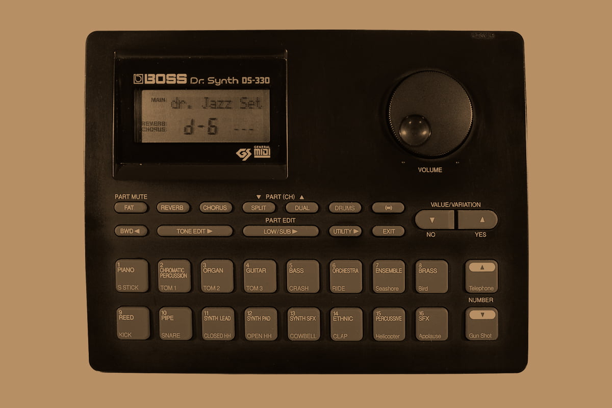 BOSS Dr. Synth DS-330