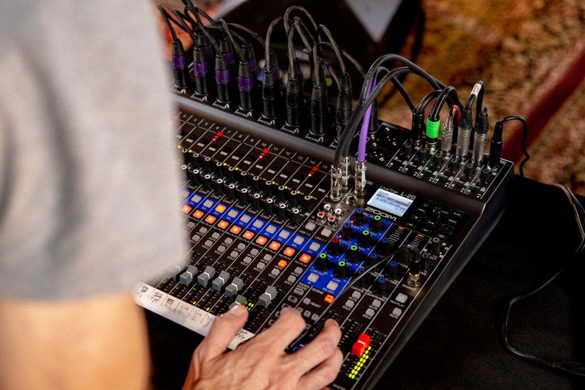 Zoom LiveTrak L-20 (fot. Zoom)