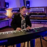 Michael Lecoq Yamaha MODX8+ (fot. Yamaha)