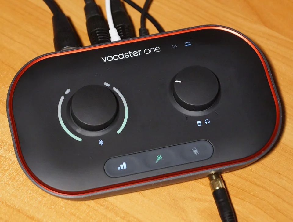 Focusrite Vocaster One Studio – test zestawu dla podcasterów
