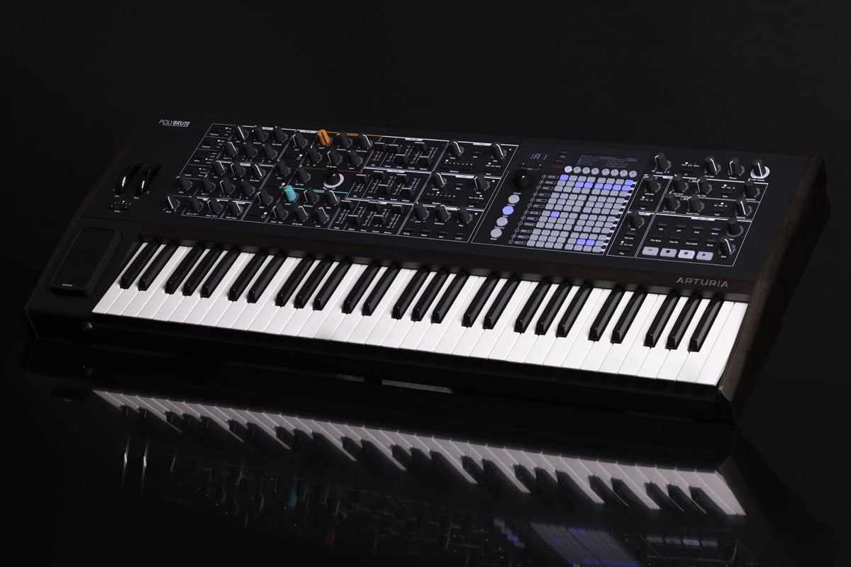 Arturia PolyBrute Noir (fot. Arturia)