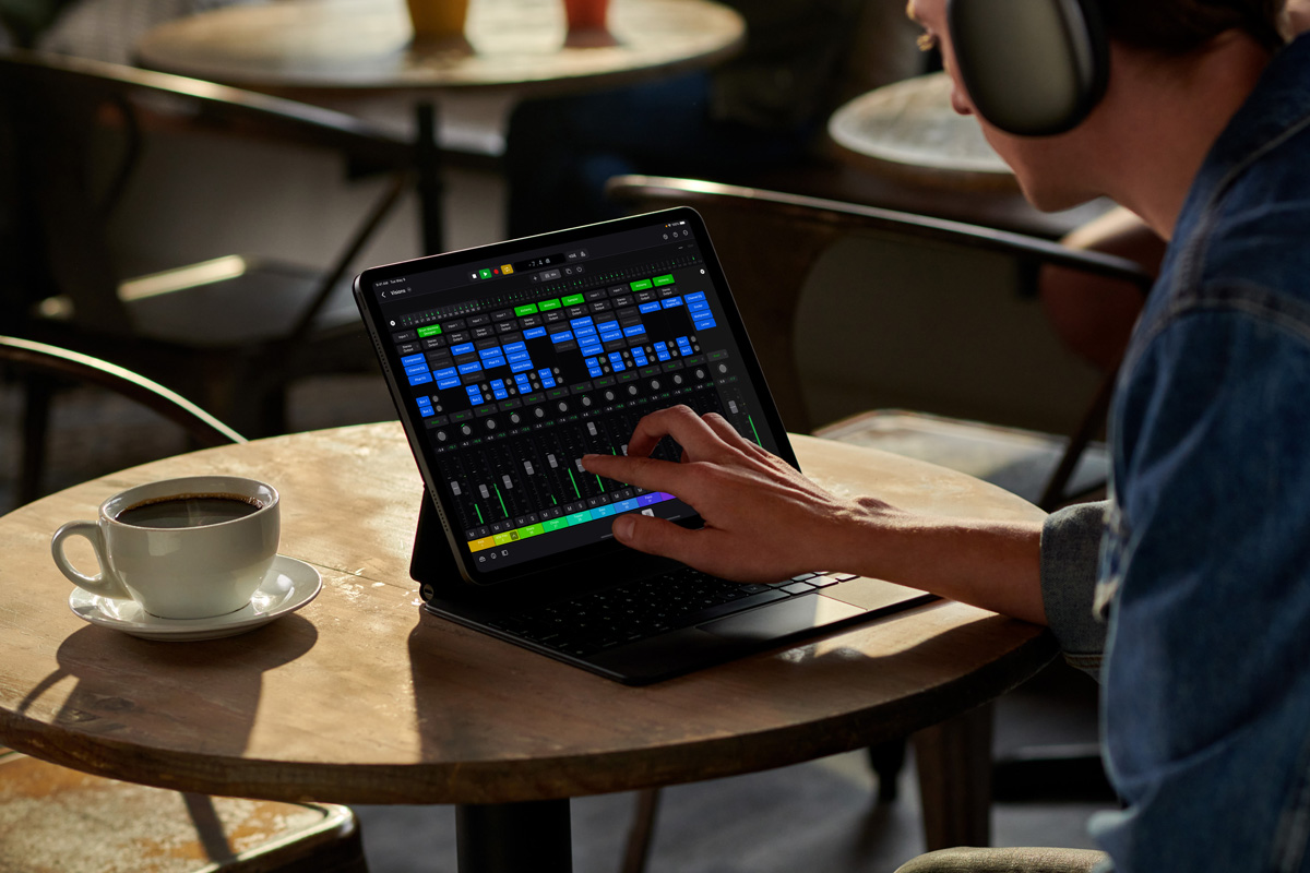Apple Logic Pro for iPad (fot. Apple)