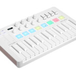 Arturia MiniLab 3 Alpine White (fot. Arturia)