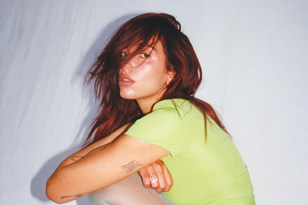 Dua Lipa „Houdini” (fot. Tyrone Lebon / mat. prasowe Warner Records)