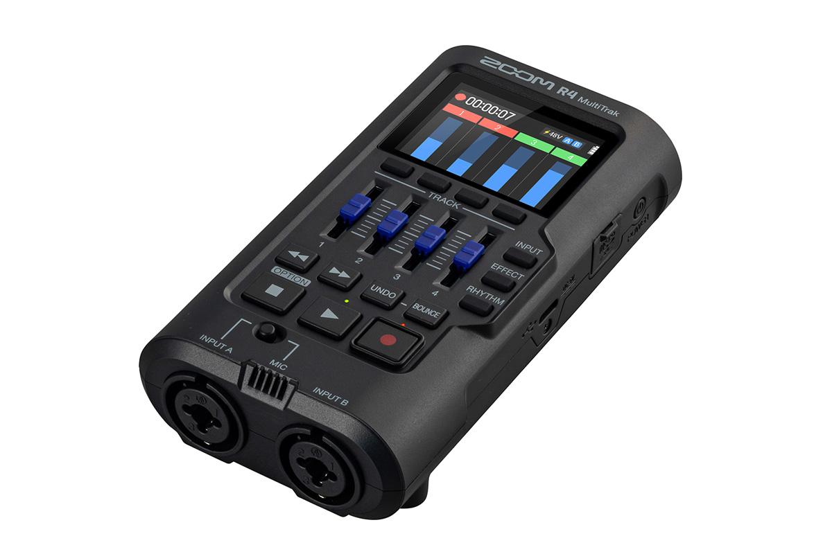 ZOOM R4 MultiTrak (fot. ZOOM Corporation)