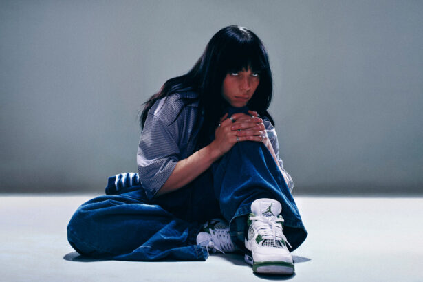 Billie Eilish „What Was I Made For?” (fot. Jack Bridgland / mat. prasowe Universal Music Polska)