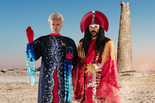 Empire Of The Sun „Changes” (fot. William Barrington-Binns / mat. prasowe Universal Music Polska)