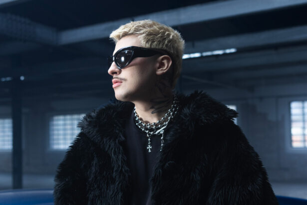 White 2115 (mat. prasowe Sony Music Entertainment Poland)