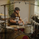 Greg Barton (fot. YouTube / GBDrummin)