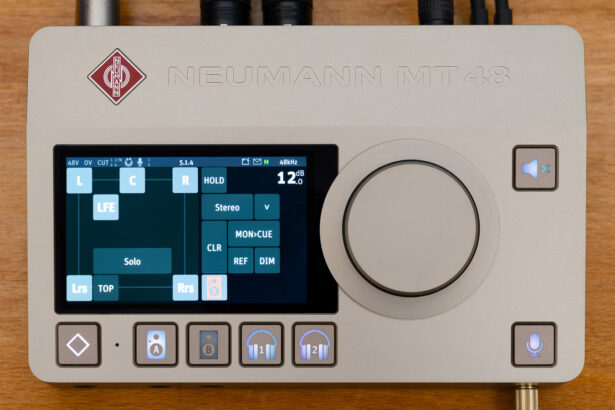Neumann MT 48 Monitor Mission (fot. Georg Neumann GmbH)