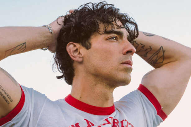 Joe Jonas „Work It Out” (mat. prasowe Universal Music Polska)