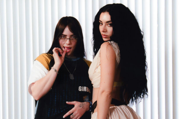 Billie Eilish i Charli XCX (fot. Terrence O’Connor)