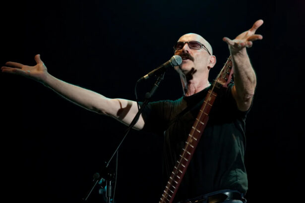 Tony Levin w 2010 roku (fot. criben / Shutterstock.com)