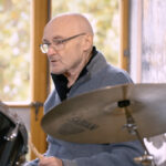 „Phil Collins: Drummer First” (fot. YouTube / Drumeo)