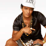 Bruno Mars (fot. Kai Z. Feng / mat. prasowe Atlatnic Records)