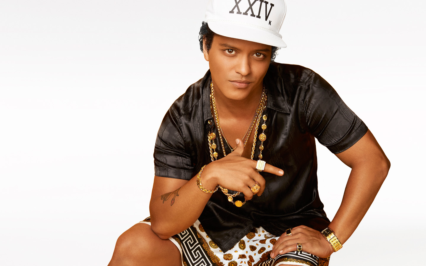 Bruno Mars (fot. Kai Z. Feng / mat. prasowe Atlatnic Records)