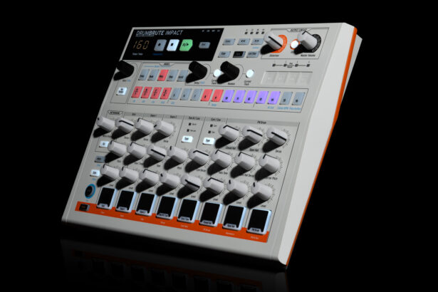 Arturia DrumBrute Impact 1984 (fot. Arturia)