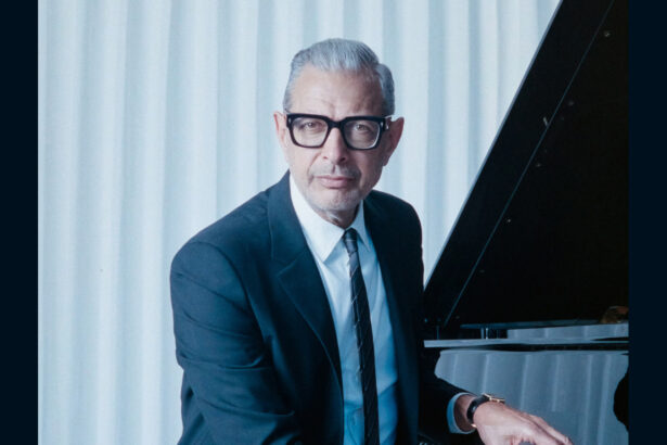 Jeff Goldblum (mat. prasowe Universal Music Polska)