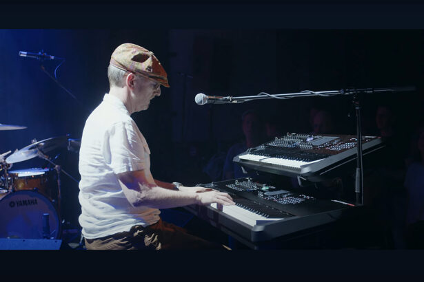 Matt Johnson & Yamaha MONTAGE M (fot. YouTube / Yamaha Synths Official)