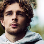 Tom Grennan „Shadowboxing” (mat. prasowe Sony Music Entertainment Poland)
