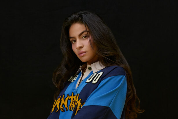 Jessie Reyez „Philobycin & Daisies” (mat. prasowe Universal Music Polska)