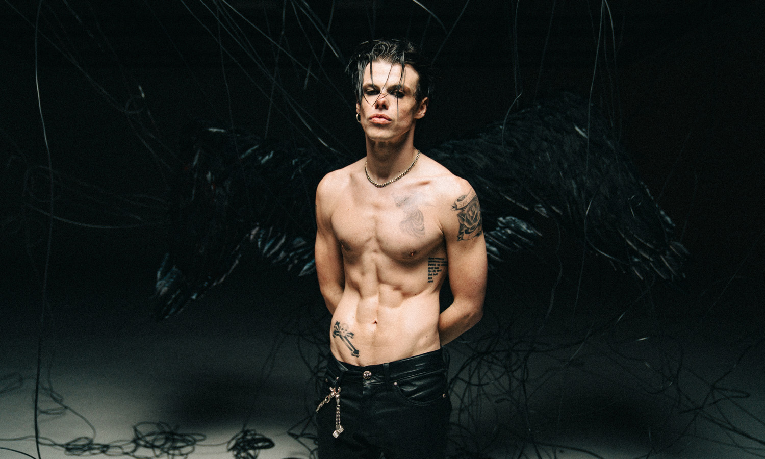 YUNGBLUD „Hello Heaven, Hello” (mat. prasowe Universal Music Polska)