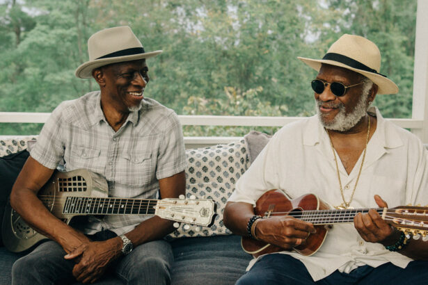 TajMo – Taj Mahal i Keb’ Mo’ (fot. David McClister / mat. prasowe Universal Music Polska)