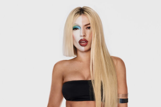 Ava Max „Lovin Myself” (fot. Claire Arnold / mat. prasowe Warner Music Poland)