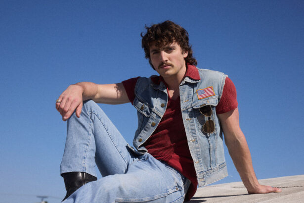 Benson Boone „American Heart” (mat. prasowe Warner Records)