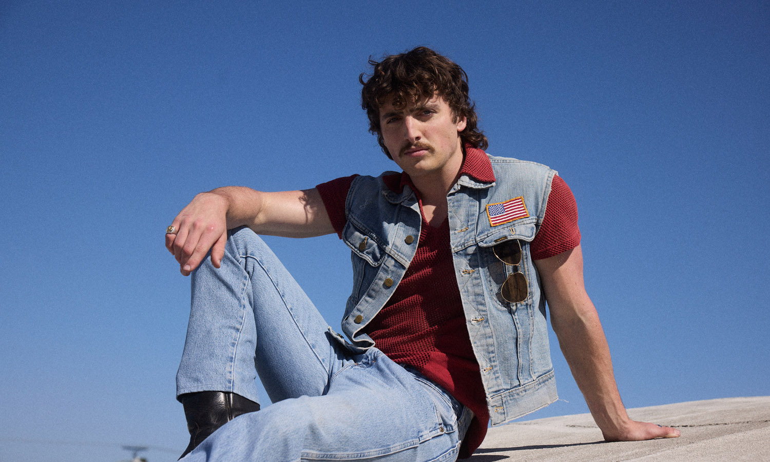 Benson Boone „American Heart” (mat. prasowe Warner Records)