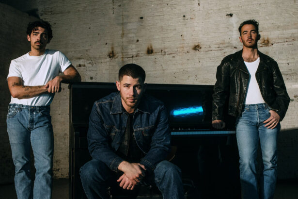 Jonas Brothers „No Time To Talk” (mat. prasowe Universal Music Polska)