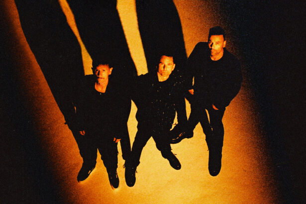Muse „Unravelling” (fot. POLOCHO / mat. prasowe Warner Records)
