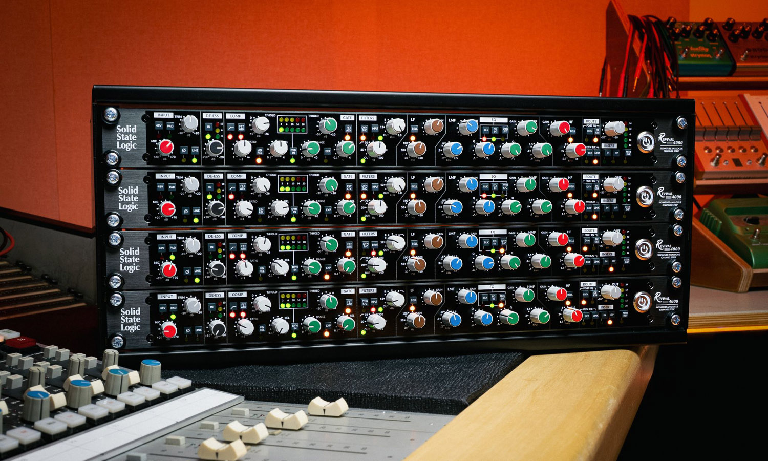 SSL Revival 4000 (fot. Solid State Logic)