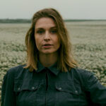 Julia Kamińska „MORZE” (fot. Wiktor Bilik / mat. prasowe Warner Music Poland)